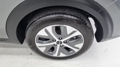 Kia Niro 2024, 16316 км, за 17067.09 USD