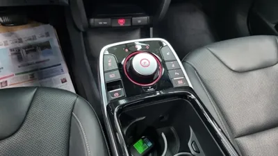 Kia Niro 2024, 16316 км, за 17067.09 USD - фото 9