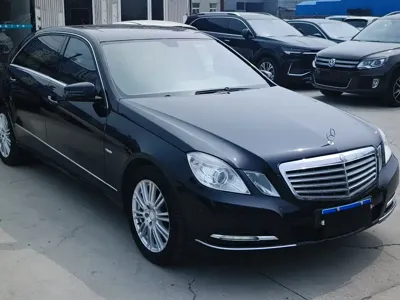 Mercedes-Benz E-Class 2012, 155000 км, за 6444.84 USD