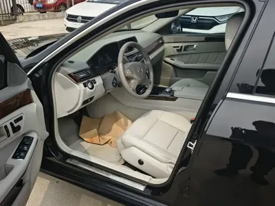 Mercedes-Benz E-Class 2012, 155000 км, за 6444.84 USD