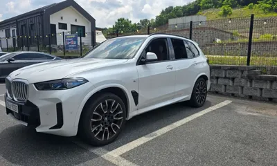 BMW X5 2025, 9300 км, за 84504.37 USD