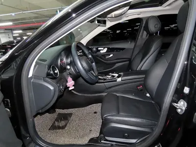 Mercedes-Benz C-Class 2020, 59064 км, за 14767.12 USD - фото 6