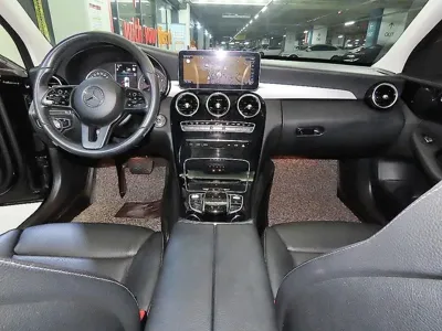 Mercedes-Benz C-Class 2020, 59064 км, за 14767.12 USD - фото 10