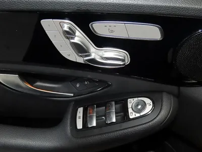 Mercedes-Benz C-Class 2020, 59064 км, за 14767.12 USD - фото 14