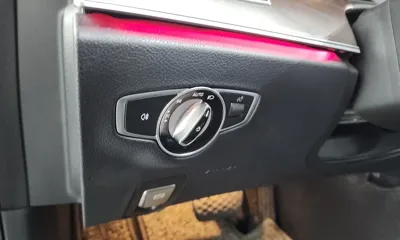 Mercedes-Benz E-Class 2017, 132018 км, за 13128.53 USD - фото 20