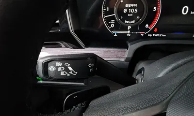 Volkswagen Touareg 2023, 37764 км, за 34952.09 USD - фото 9