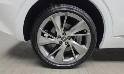 Genesis GV70 2023, 57072 км, за 66096.03 USD