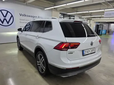 Volkswagen Tiguan 2020, 133869 км, за 15294.74 USD - фото 19