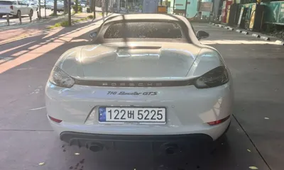 Porsche 718 2024, 18128 км, за 78625.69 USD