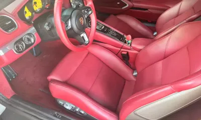 Porsche 718 2024, 18128 км, за 78625.69 USD - фото 6