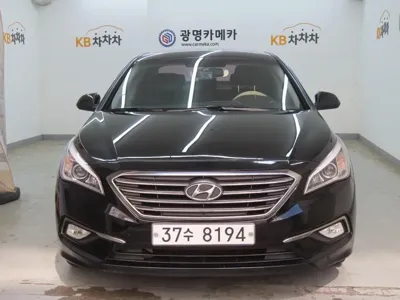 Hyundai Sonata · 2015 год