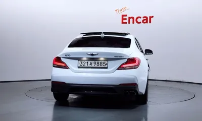 Genesis G70 2018, 152973 км, за 11874.75 USD