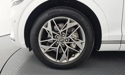 Genesis GV70 2024, 39203 км, за 29473.55 USD