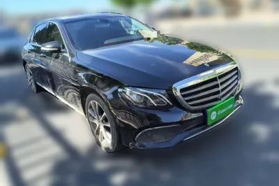 Mercedes-Benz E-Class 2019, 139000 км, за 30343 USD