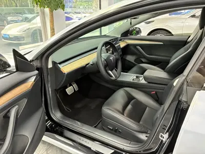 Tesla Model 3 2021, 44000 км, за 22513.94 USD