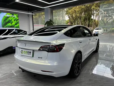 Tesla Model 3 2021, 44000 км, за 22513.94 USD - фото 9