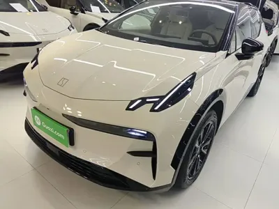 Zeekr X · 2024 год