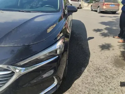 Buick LaCrosse 2021, 47400 км, за 13831.4 USD