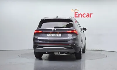 Hyundai Santafe 2022, 19290 км, за 16345.02 USD
