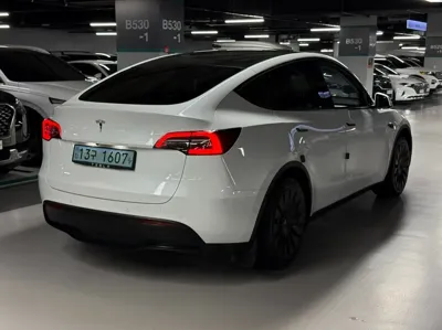 Tesla Model Y 2021, 192582 км, за 17545.34 USD - фото 4