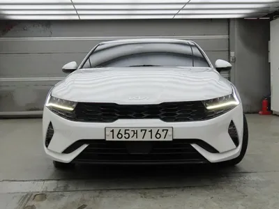 Kia K5 2023, 95058 км, за 9649.47 USD