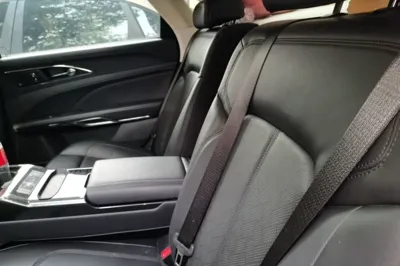 Ford Taurus 2019, 36800 км, за 16822 USD - фото 17