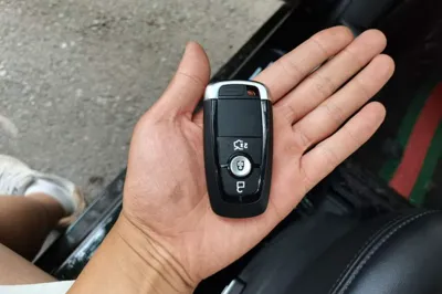 Ford Taurus 2019, 36800 км, за 16822 USD - фото 20