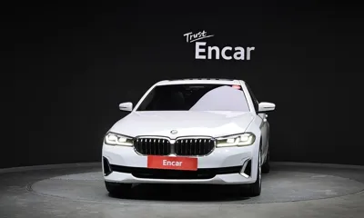 BMW 5-Series 2021, 73798 км, за 22691.4 USD