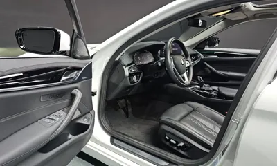 BMW 5-Series 2021, 73798 км, за 22691.4 USD - фото 11
