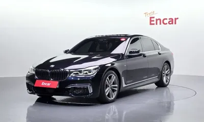 BMW 7-Series · 2018 год