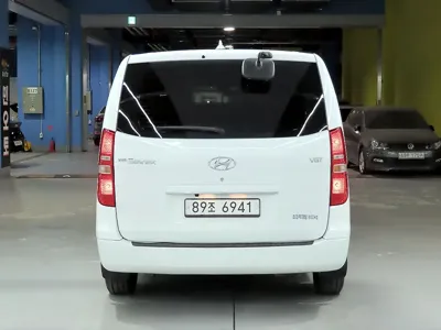 Hyundai Starex 2016, 104631 км, за 5732.9 USD