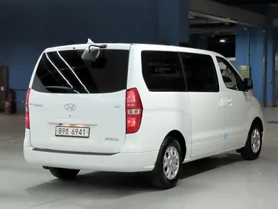 Hyundai Starex 2016, 104631 км, за 5732.9 USD