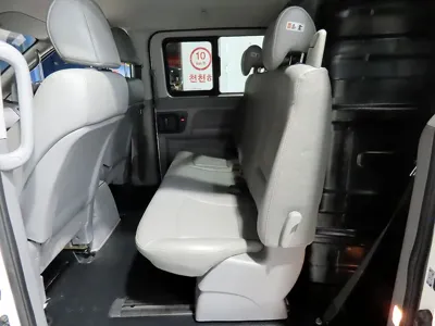 Hyundai Starex 2016, 104631 км, за 5724.7 USD - фото 7