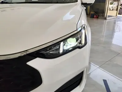Ford Escort 2022, 22700 км, за 7003.98 USD