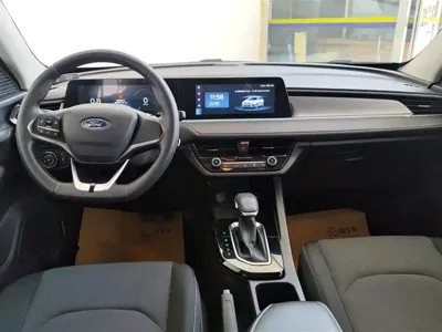 Ford Escort 2022, 22700 км, за 7003.98 USD - фото 12