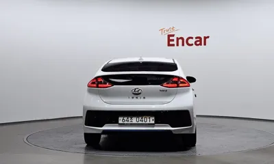 Hyundai Ioniq 2017, 139876 км, за 6544.16 USD
