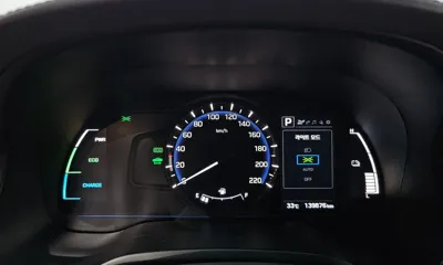 Hyundai Ioniq 2017, 139876 км, за 6544.16 USD - фото 8