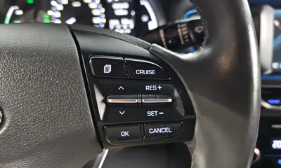 Hyundai Ioniq 2017, 139876 км, за 6544.16 USD - фото 16