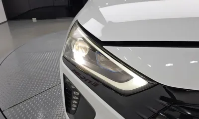 Hyundai Ioniq 2017, 139876 км, за 6544.16 USD - фото 22