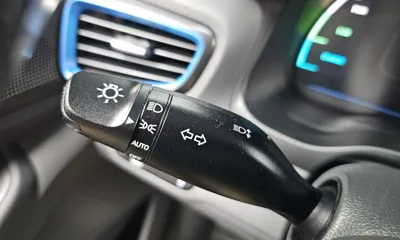Hyundai Ioniq 2017, 139876 км, за 6544.16 USD - фото 28