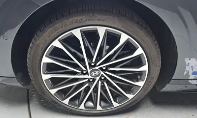 Hyundai Grandeur 2023, 39550 км, за 24625.42 USD
