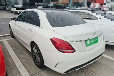 Mercedes-Benz C-Class 2017, 86200 км, за 14476 USD
