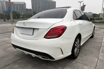Mercedes-Benz C-Class 2017, 86200 км, за 14476 USD - фото 12
