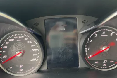 Mercedes-Benz C-Class 2017, 86200 км, за 14476 USD - фото 25