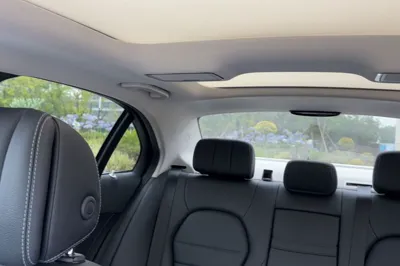 Mercedes-Benz C-Class 2017, 86200 км, за 14476 USD - фото 33