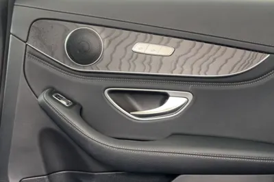Mercedes-Benz C-Class 2017, 86200 км, за 14476 USD - фото 36