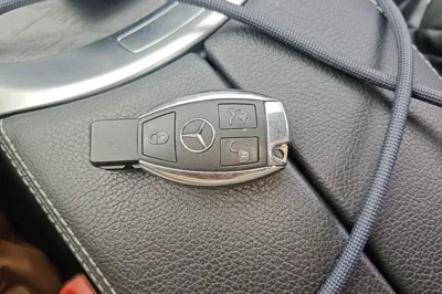 Mercedes-Benz C-Class 2017, 86200 км, за 14476 USD - фото 39