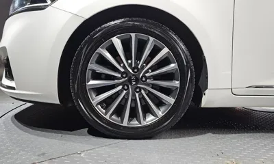 Kia K7 2018, 130157 км, за 7417.62 USD