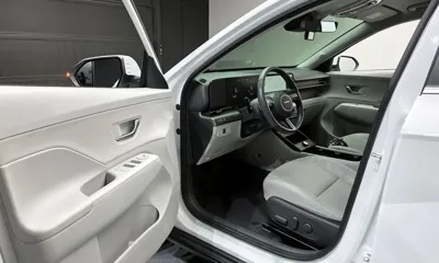 Hyundai Kona 2023, 24569 км, за 13531.11 USD - фото 11