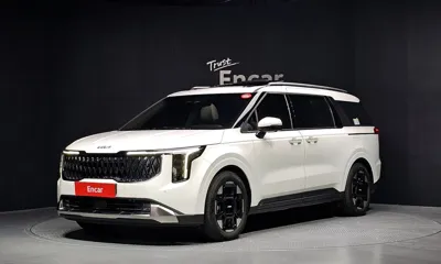 Kia Canival · 2025 год